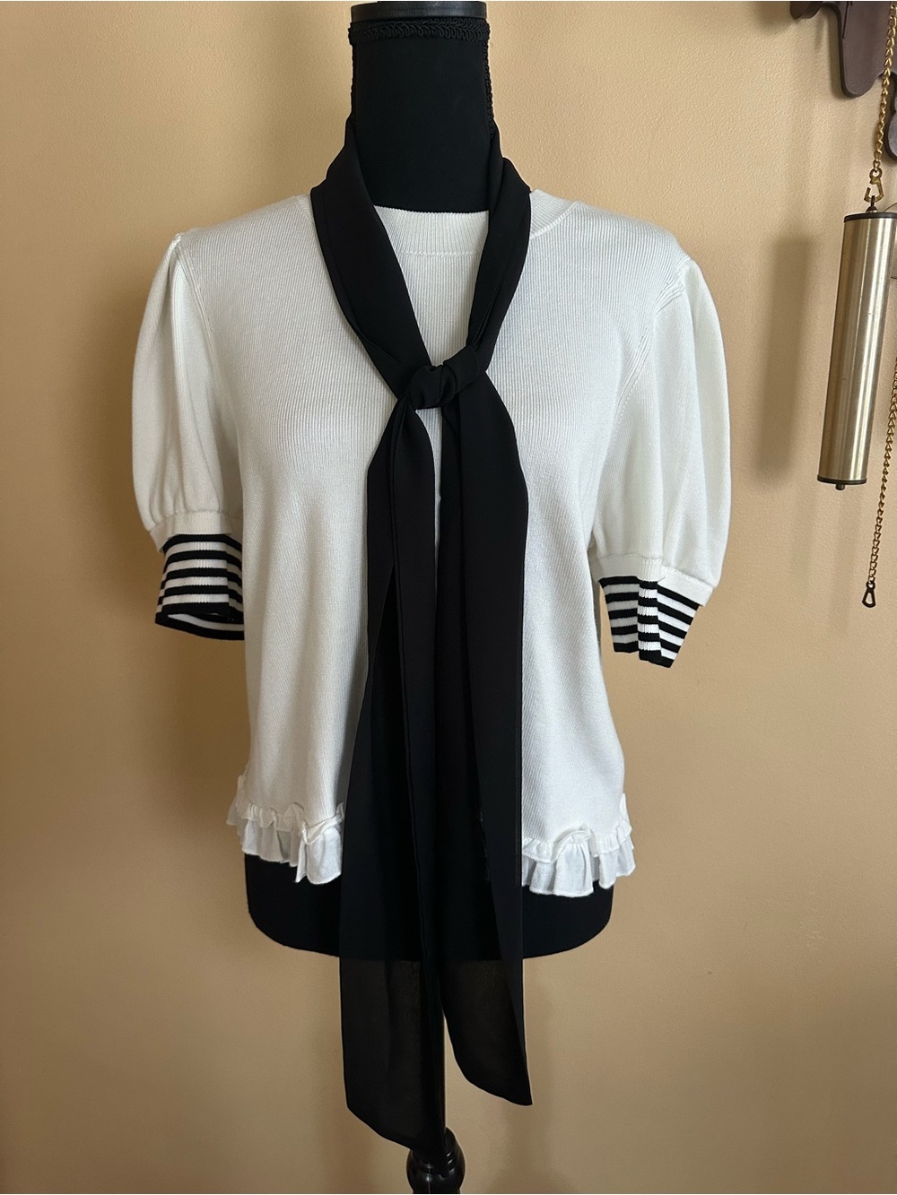 Maeve Short-Sleeve Bow Sweater size XL